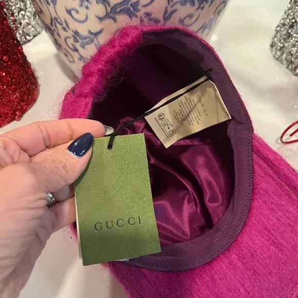 NWT Gucci mohair hot pink cap - Picture 4 of 4